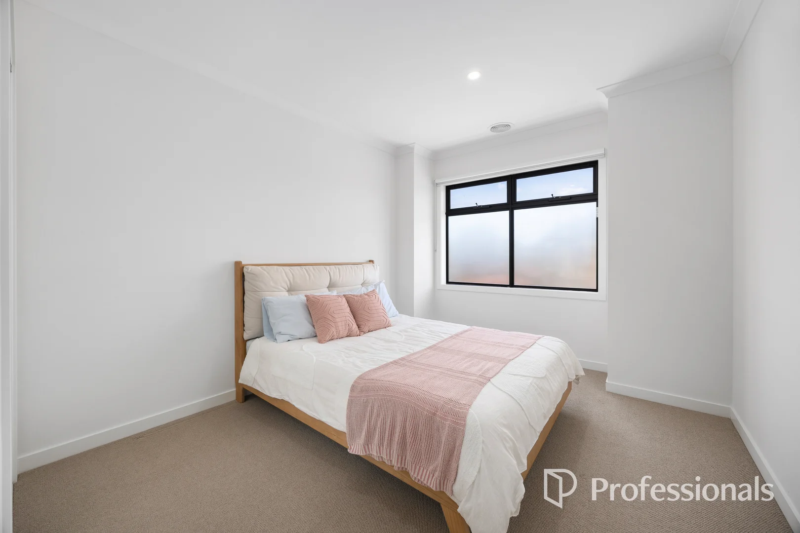 Additional image 12 of 44 Shoreline Crescent, Carrum Downs VIC 3201