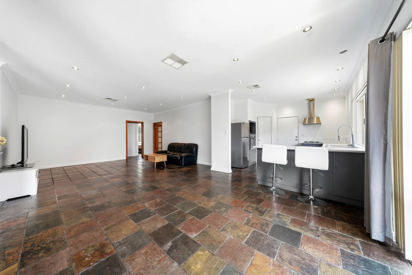 Additional image 9 of 24 Farmaner Parkway, Ellenbrook WA 6069