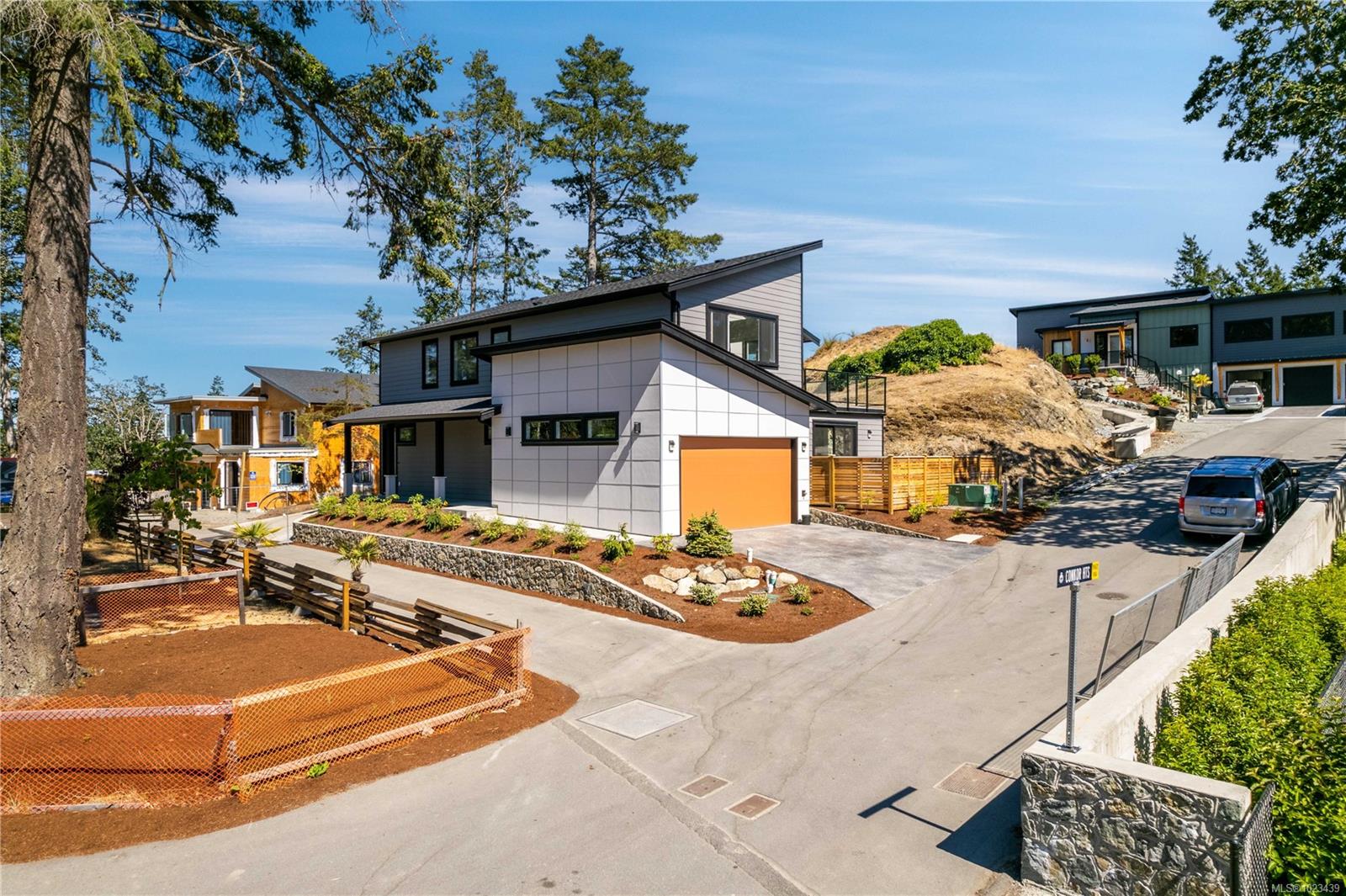 Additional image 2 of 231 Heddle Avenue, View Royal, BC, V9B 1T9