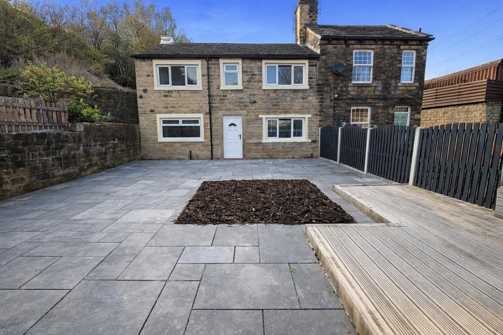 Holly Hall Lane, Wyke, Bradford