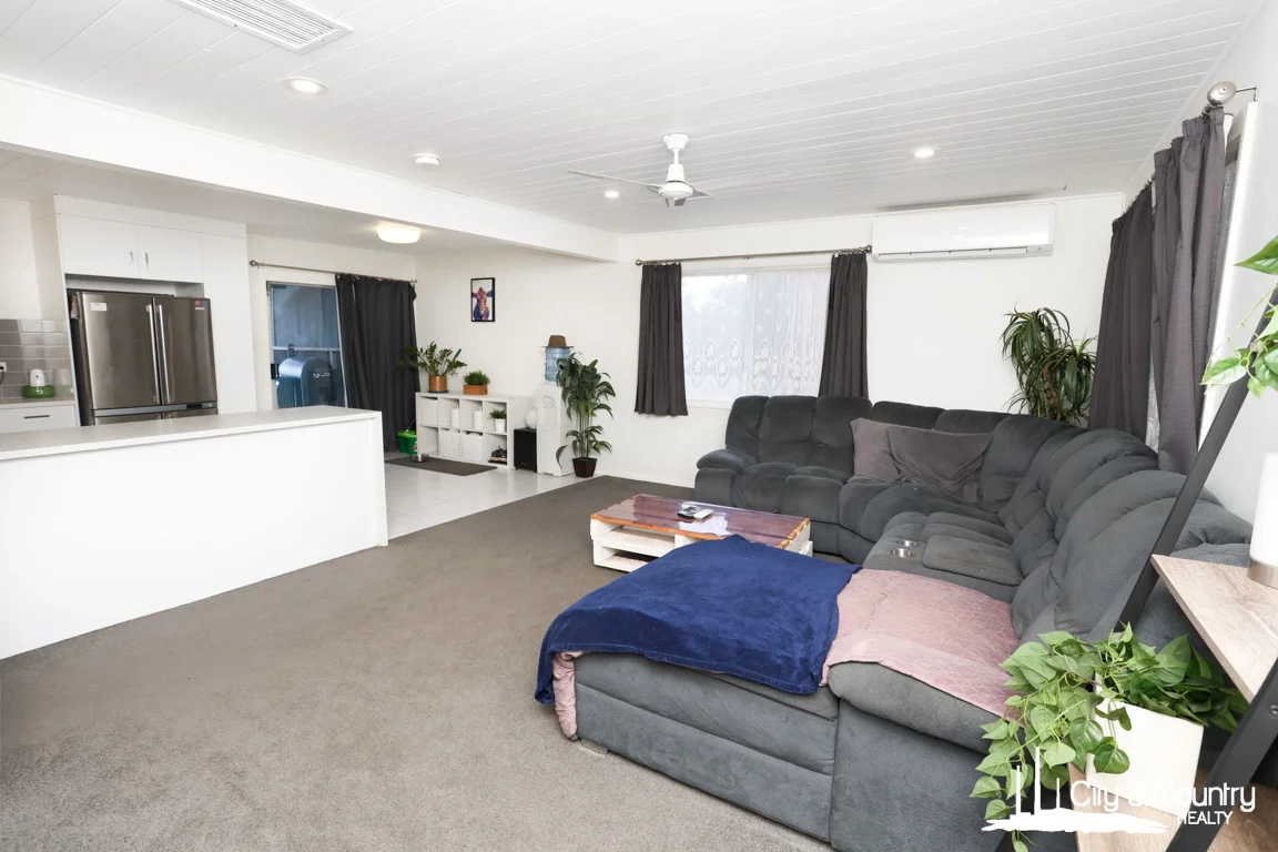 45 Indigo Crescent, Mount Isa QLD 4825 photo 4