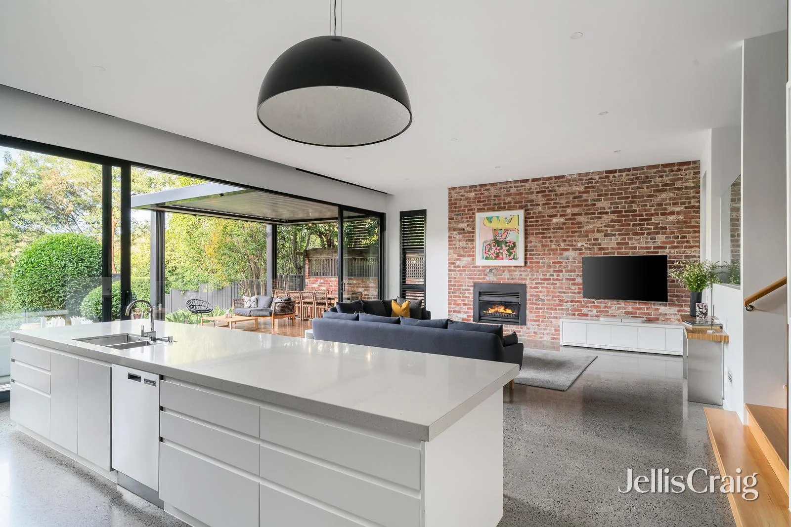 Additional image 7 of 116 Thompson Crescent, Research VIC 3095