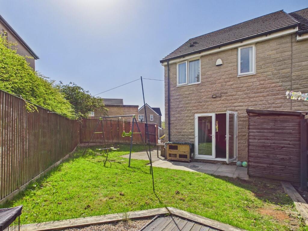Additional image 13 of West Royd Avenue, Shipley