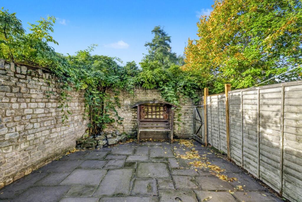 Additional image 23 of Central Wells, walking distance to all facilities