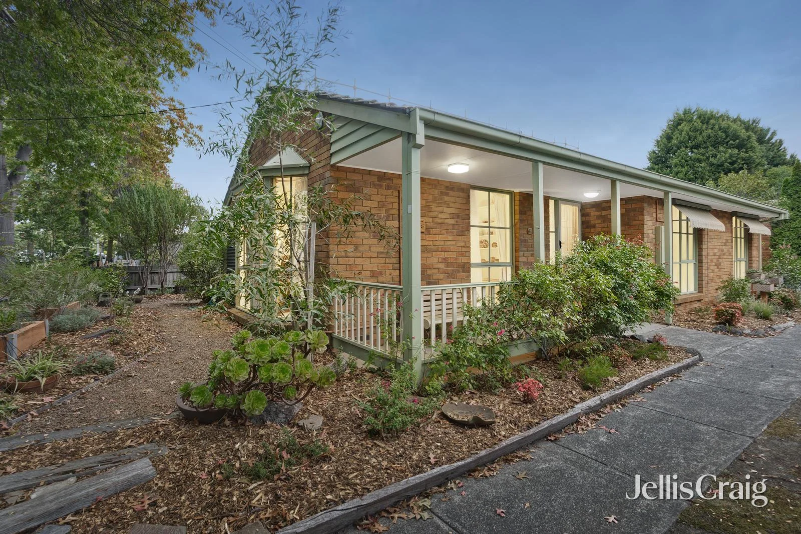 1/38 Elder Street, Blackburn VIC 3130