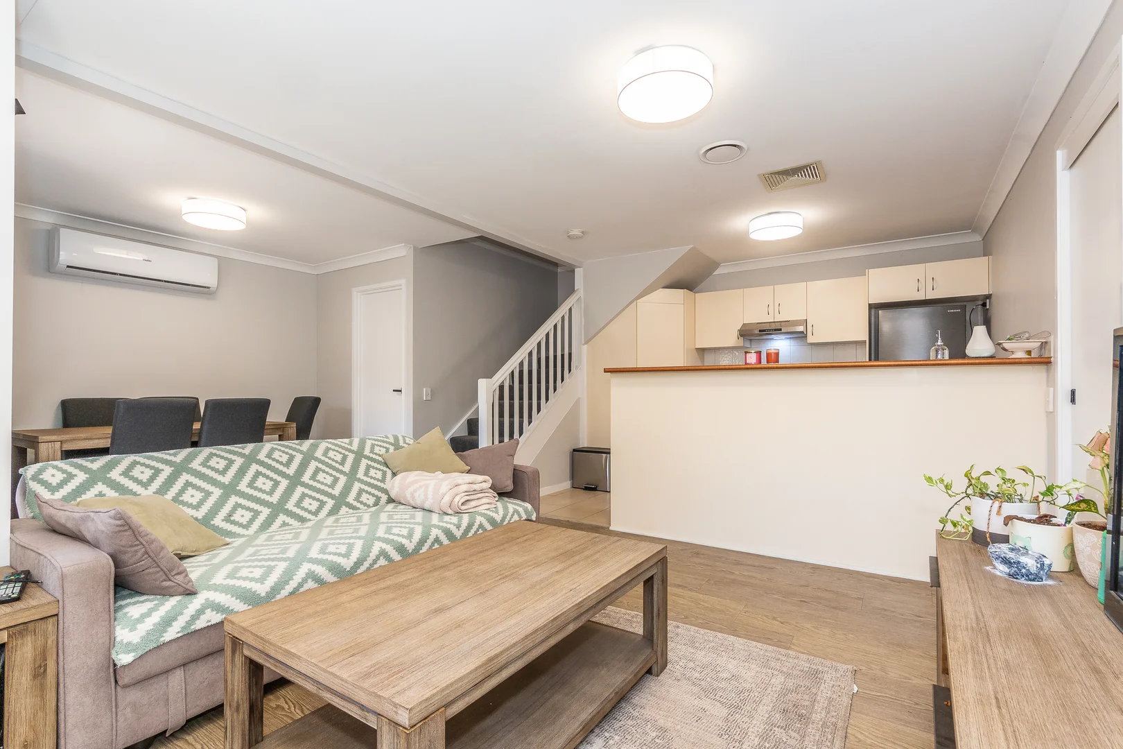 2/48-54 Fleet Drive, Kippa-Ring QLD 4021 photo 2