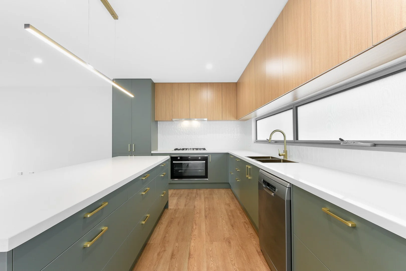 2/53 Cleeland Street, Dandenong VIC 3175