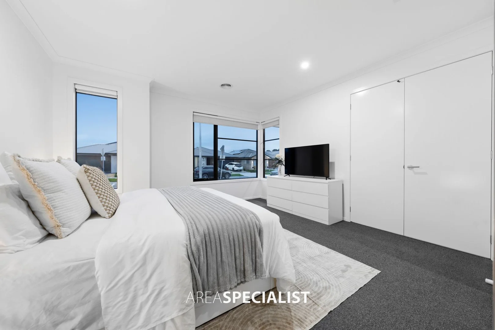 Additional image 5 of 18 Celevan Street, Clyde North VIC 3978