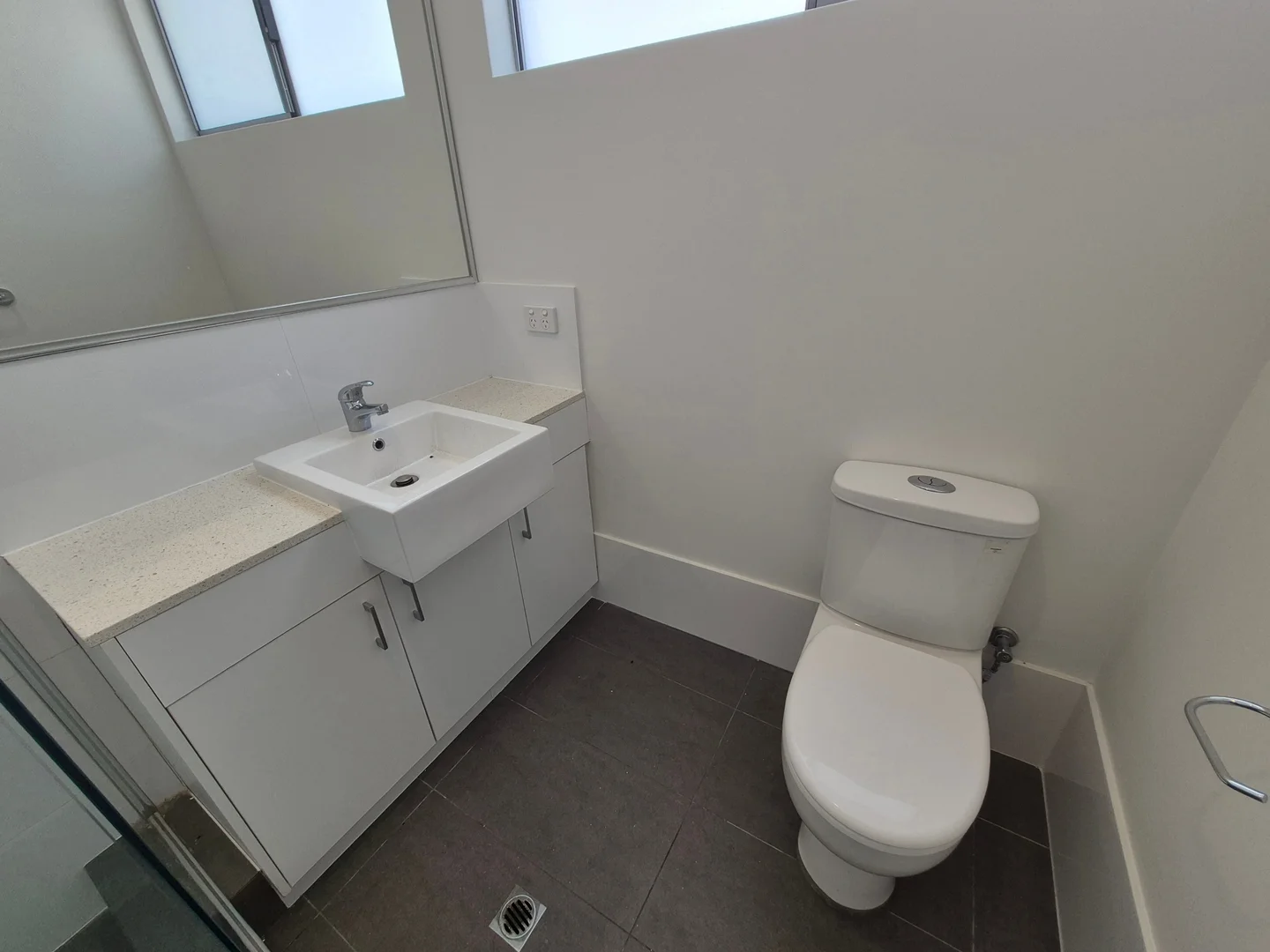 Additional image 25 of unit 5/360 Hardey Road, Cloverdale WA 6105