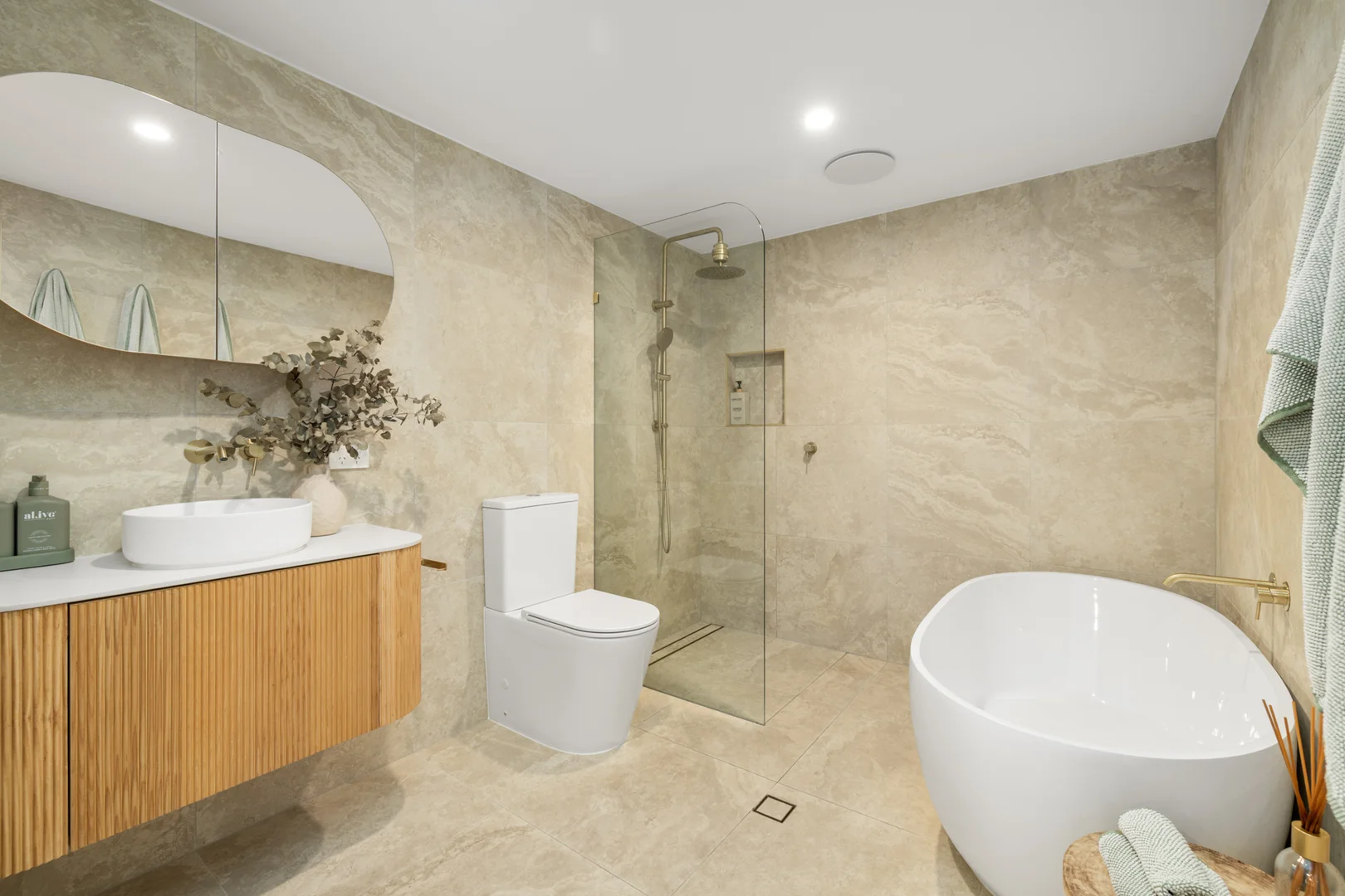 Additional image 3 of 340 Tingal Road, Wynnum QLD 4178