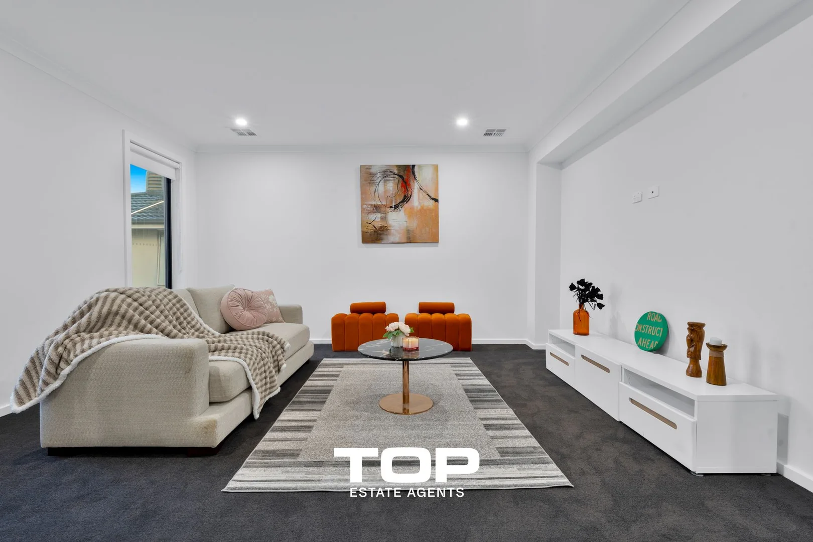 21 Khan Boulevard, Clyde North VIC 3978 photo 5