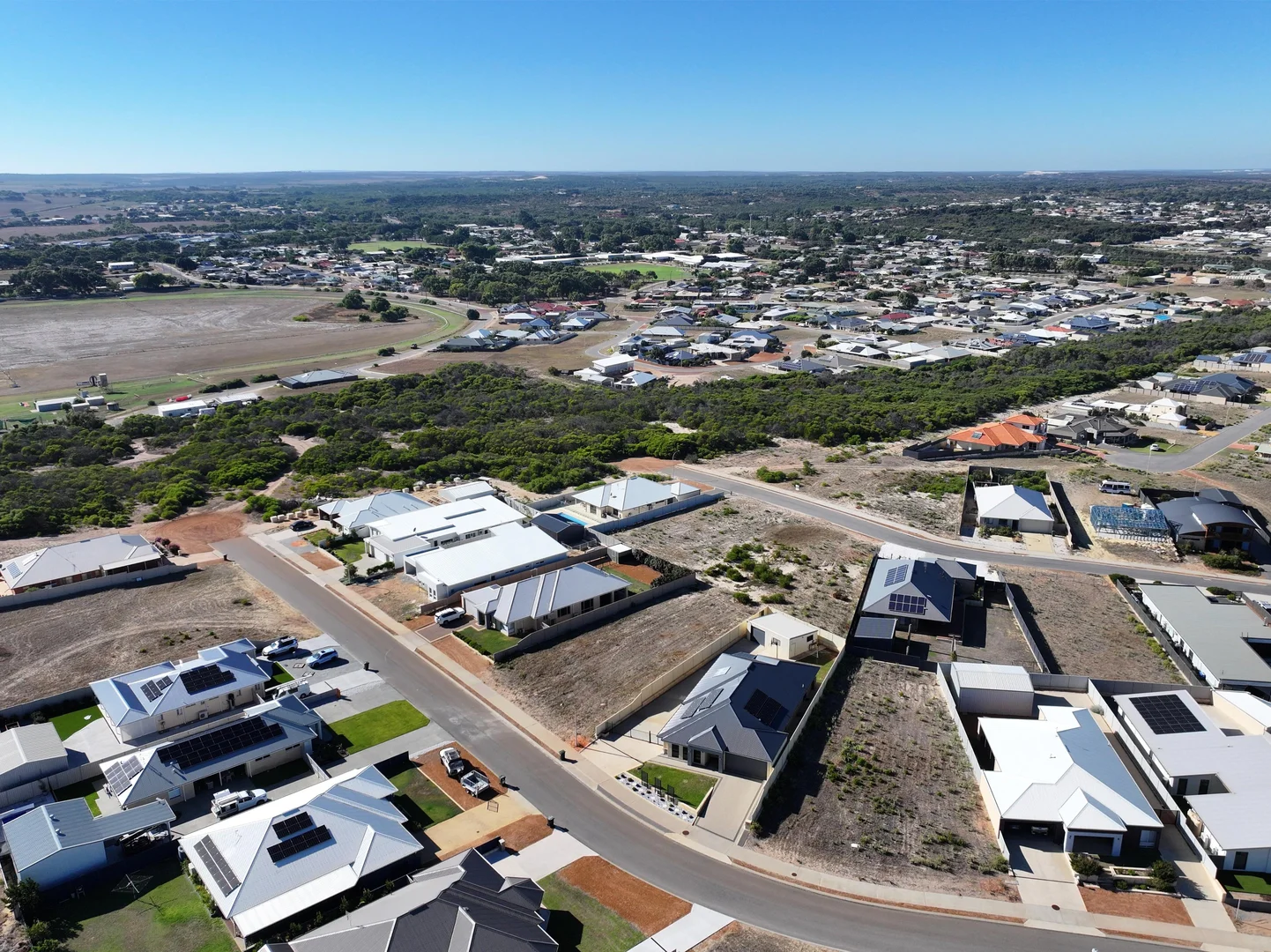 Additional image 3 of 100 North Shore Drive, Dongara WA 6525