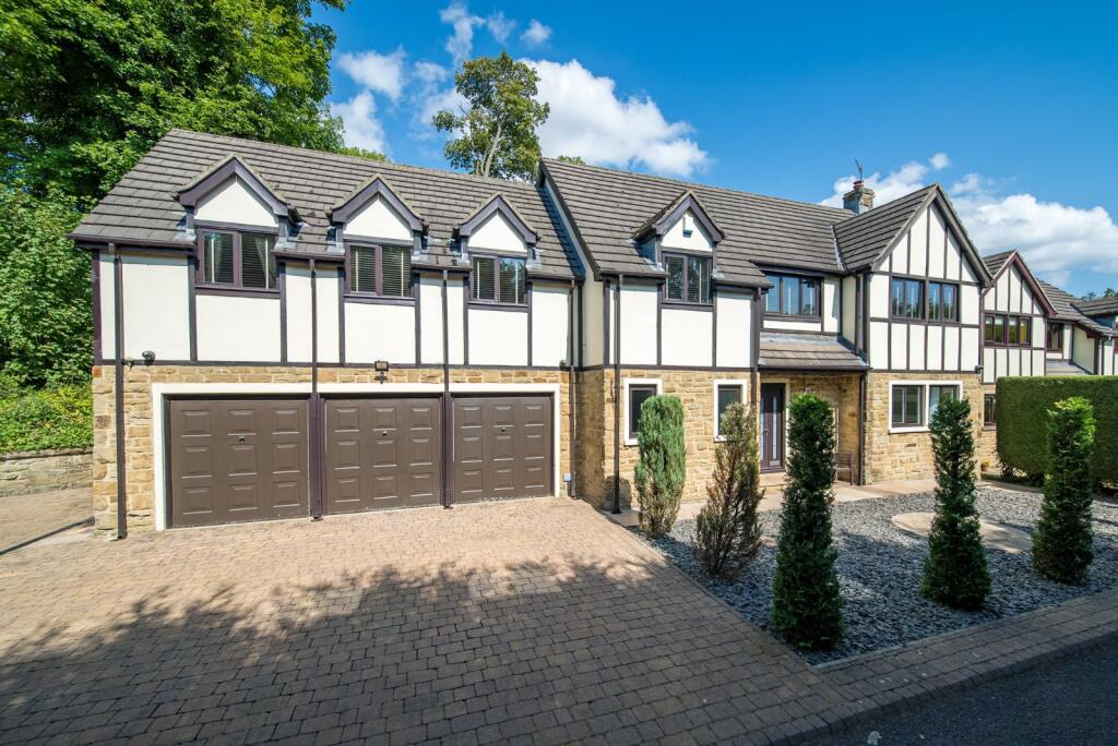 Woodlands Close, Apperley Bridge, West Yorkshire, BD10