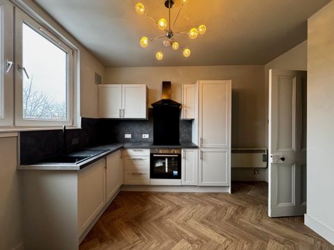 165 Hardgate, Aberdeen AB11
