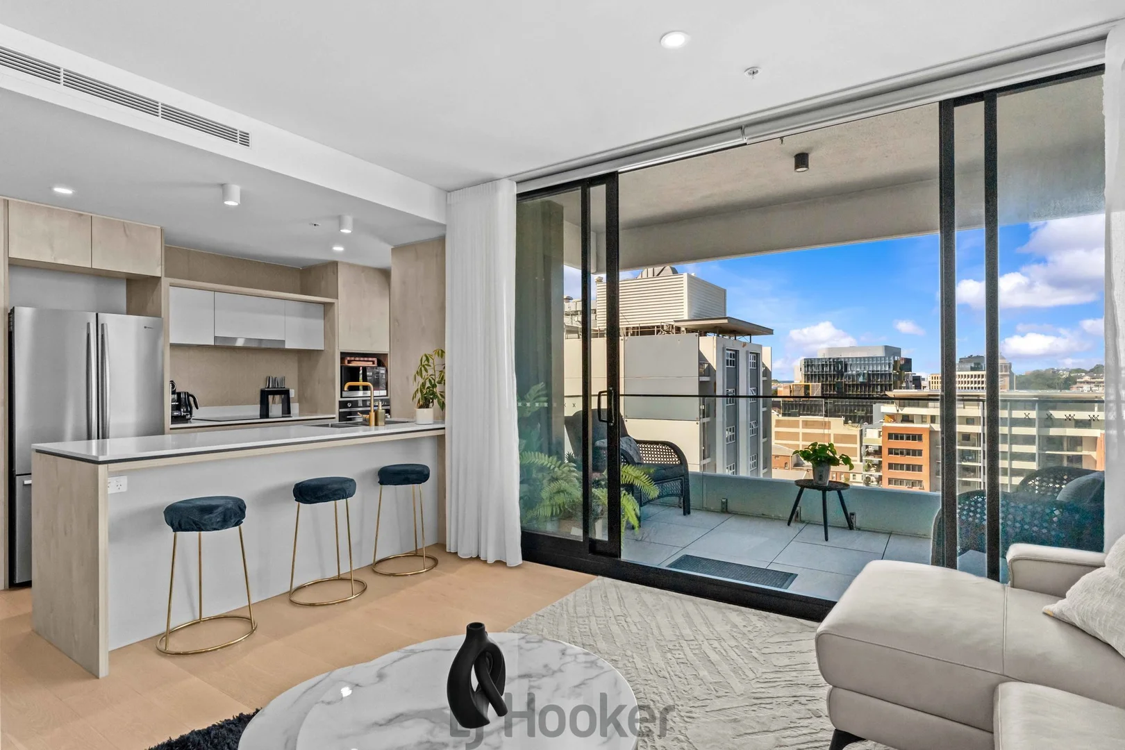 Additional image 4 of 1004/509 Hunter Street, Newcastle NSW 2300