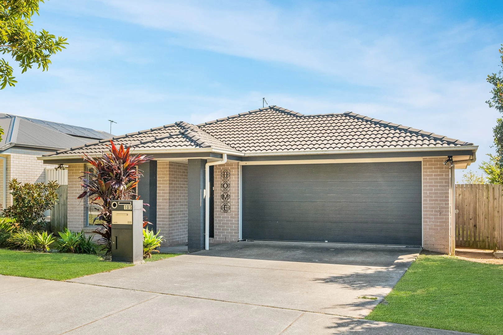 105 East Beaumont Road, Park Ridge QLD 4125
