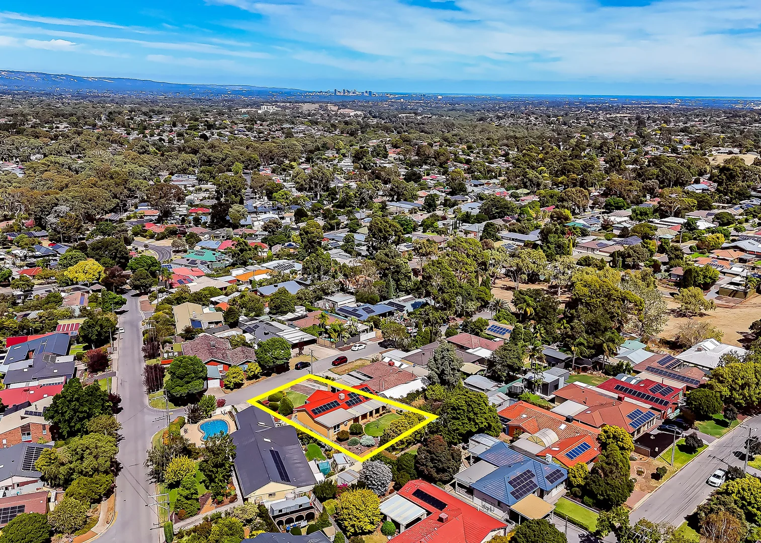 Additional image 22 of 3 Heathcote Court, Redwood Park SA 5097