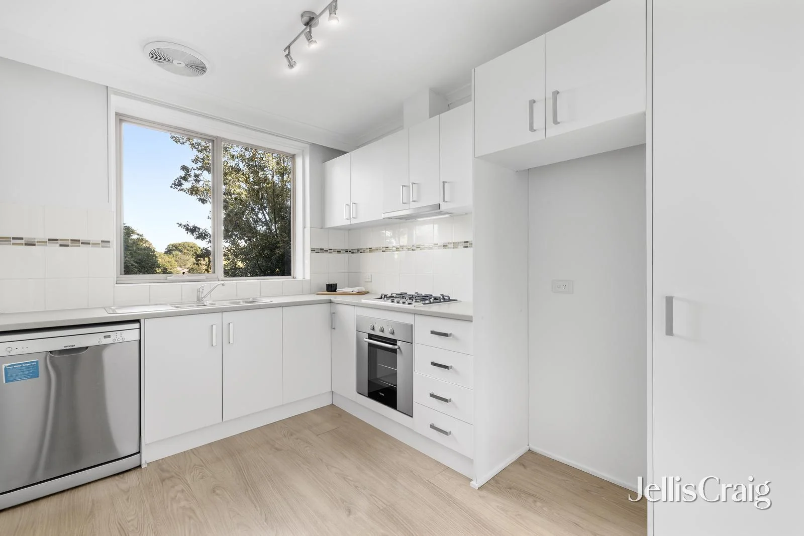 Additional image 5 of 9/8-10 Howard Street, Box Hill VIC 3128