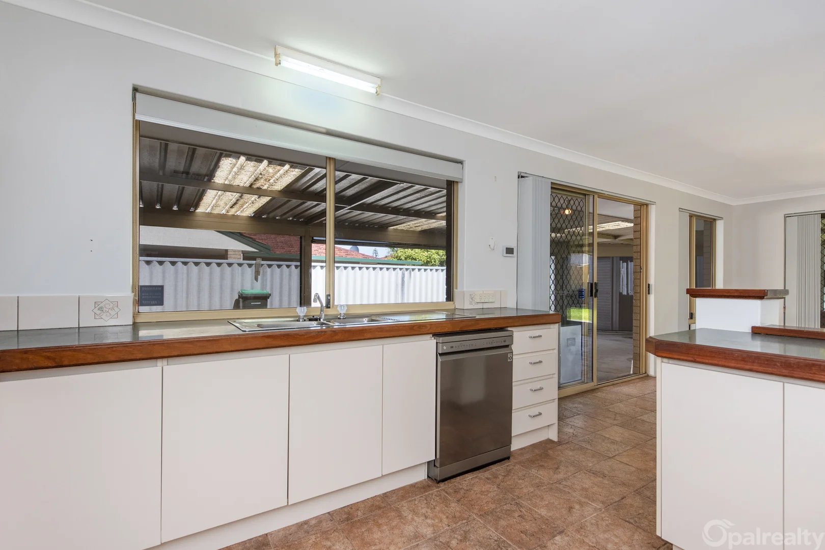 Additional image 11 of 23 Mayflower Close, Port Kennedy WA 6172