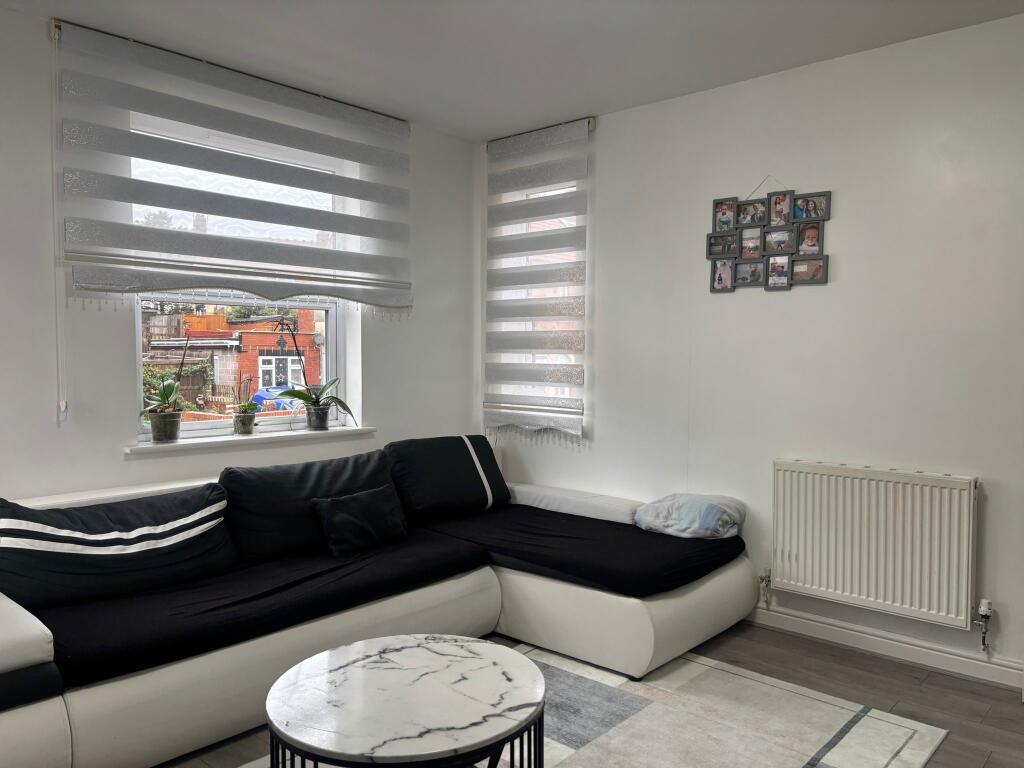 Additional image 2 of Crofton Avenue, Yeovil