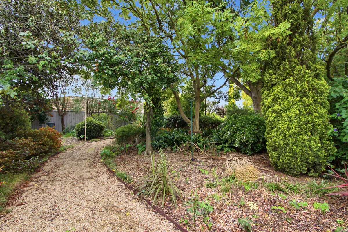 Additional image 3 of 2 Yvette Close, Sale VIC 3850