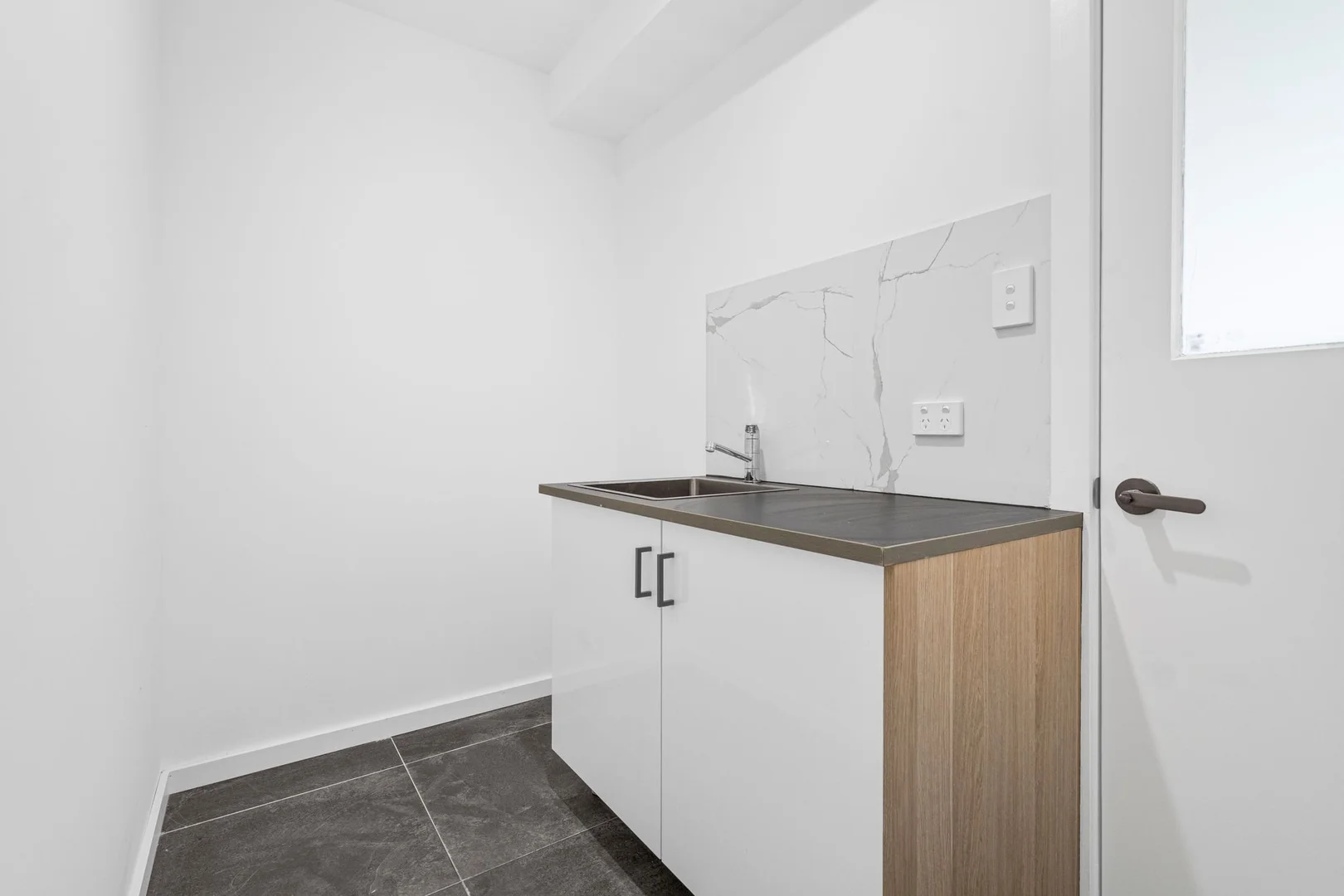 Additional image 9 of 5B Poppy Street, Kingston QLD 4114