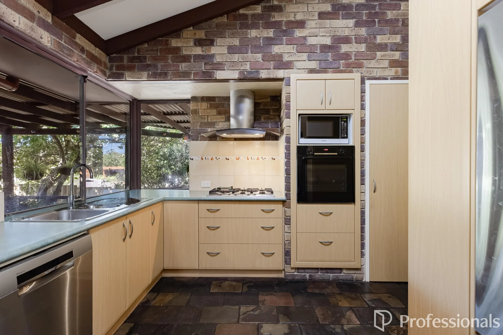 Additional image 10 of Leeming WA 6149
