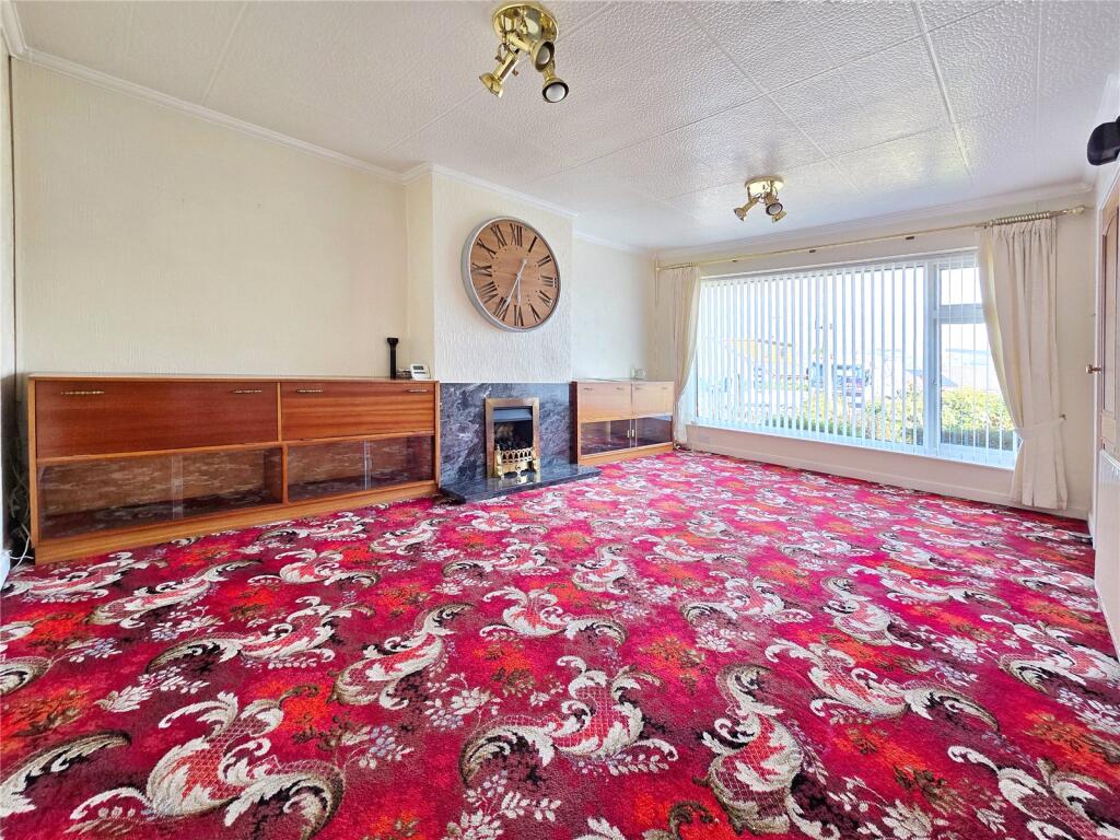 Andrew Avenue, Rawtenstall, Rossendale, BB4 photo 3