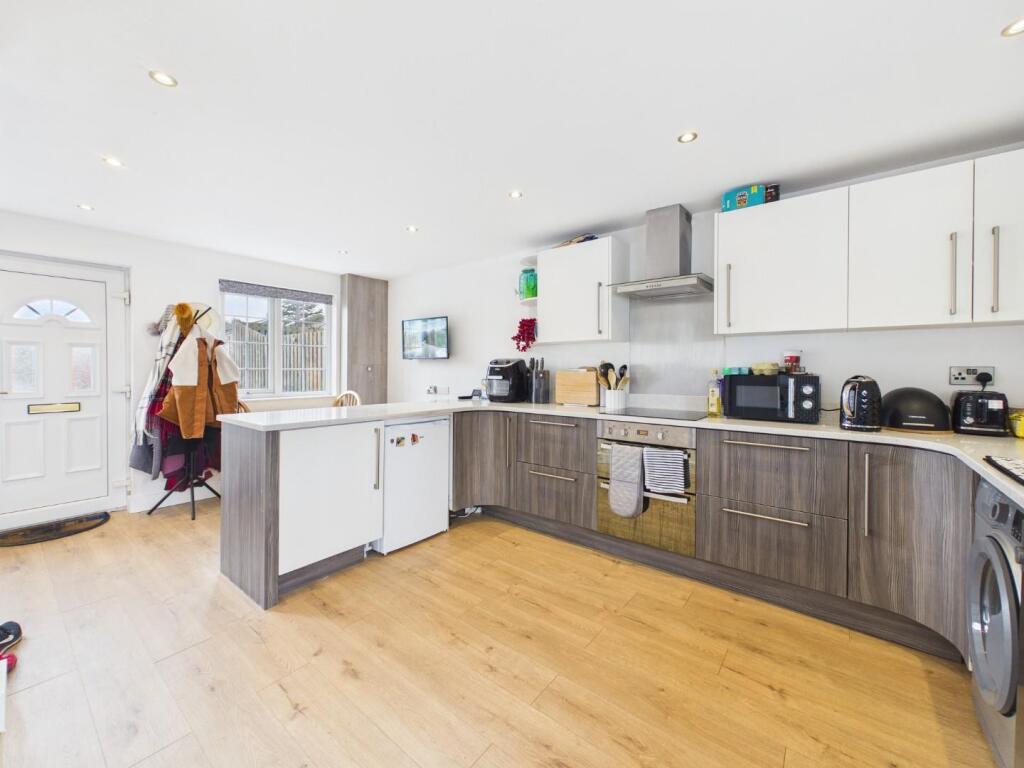 Additional image 6 of Airedale Avenue, Bingley