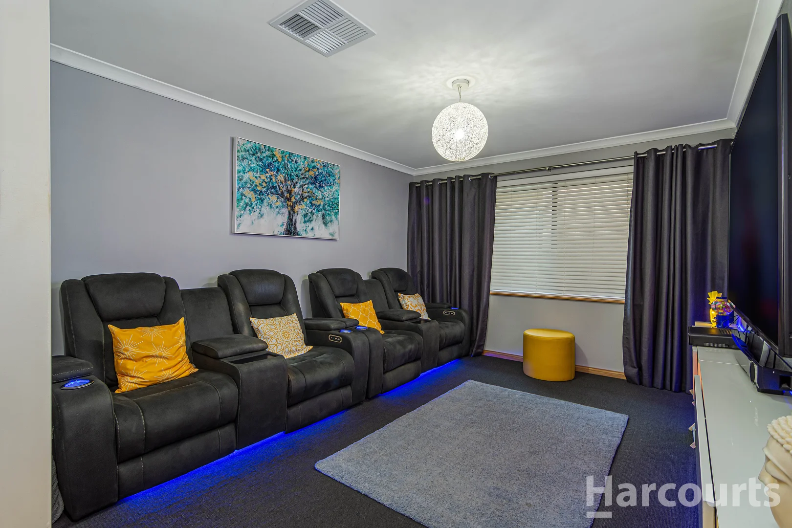 12 Portobello Bend, Alkimos WA 6038 photo 3