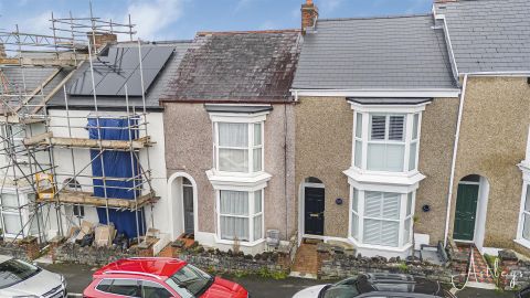 Woodville Road, Mumbles, Swansea SA3