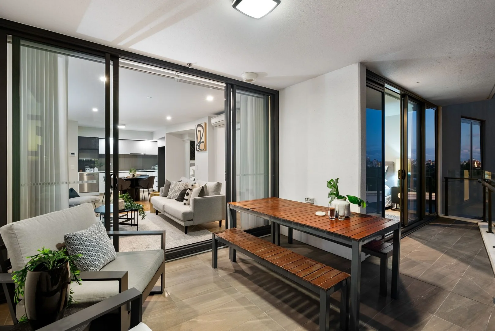 902/6 Christie Street, South Brisbane QLD 4101