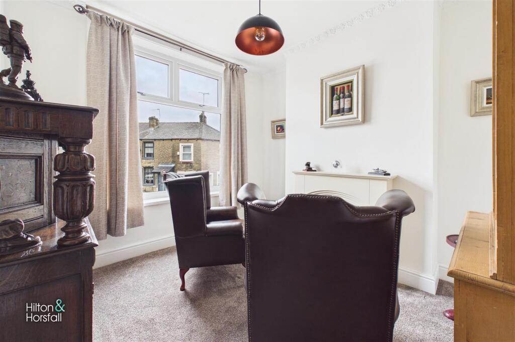 Skipton Rd, Colne photo 2