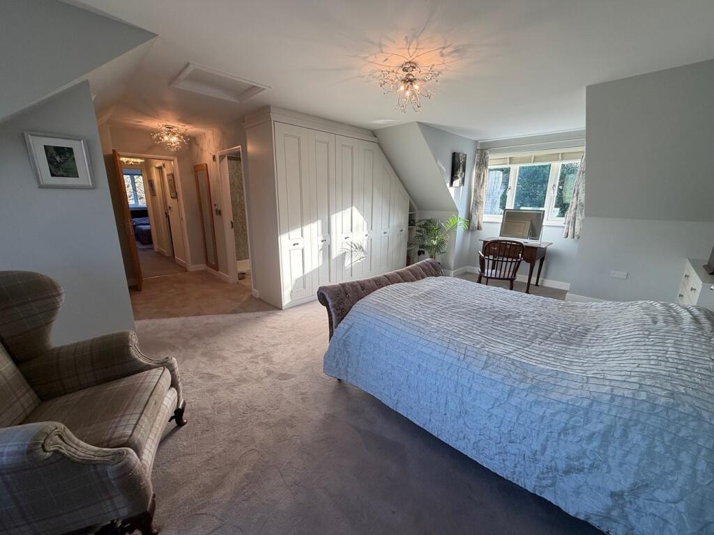 Additional image 18 of Gilstead Lane, Bingley, BD16