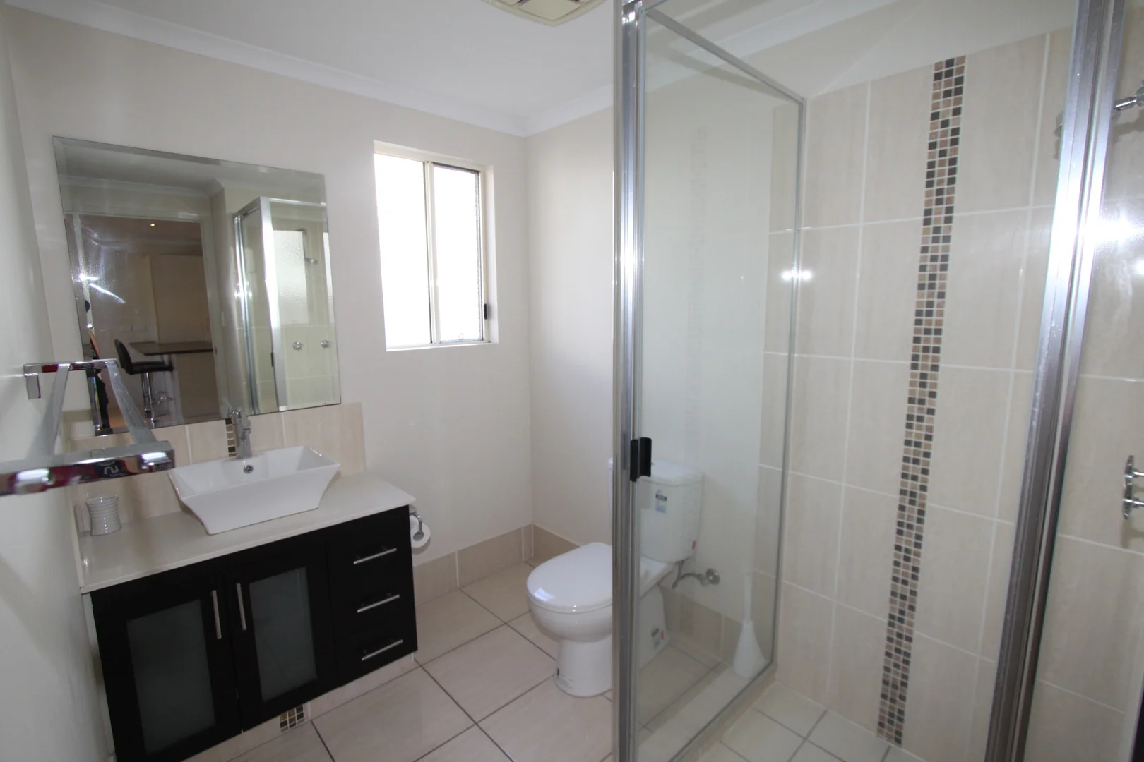 8/68 Church Lane, Emerald QLD 4720 photo 5