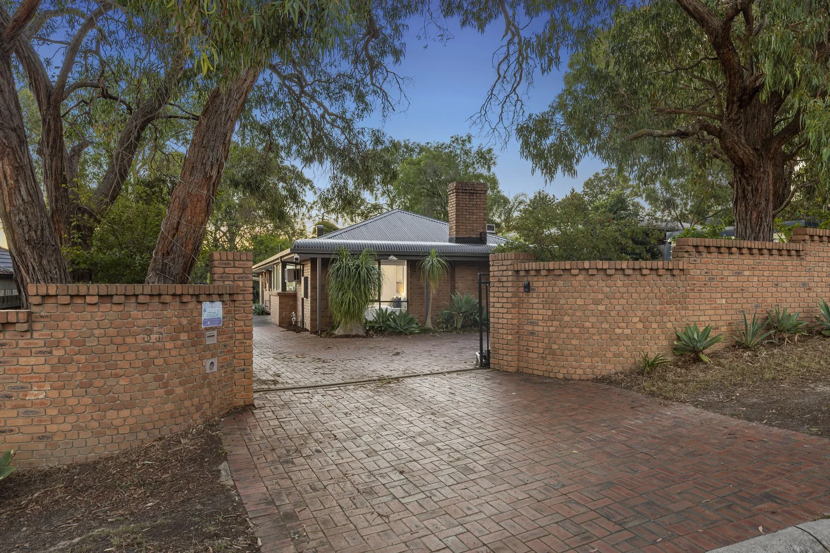 35 Bareena Avenue, Rowville VIC 3178