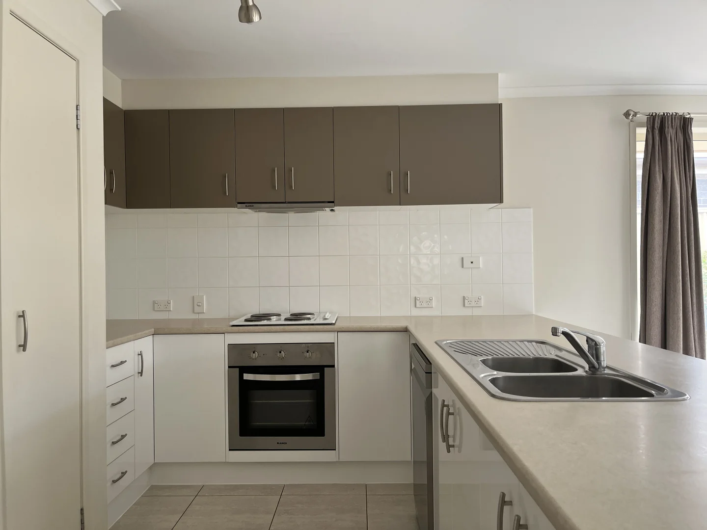 Additional image 4 of 6 Yarr Crescent, Seaford Meadows SA 5169