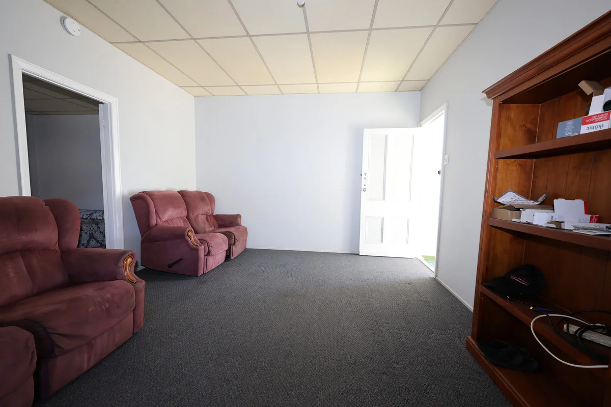 Additional image 18 of 402 Campbell Street, Depot Hill QLD 4700
