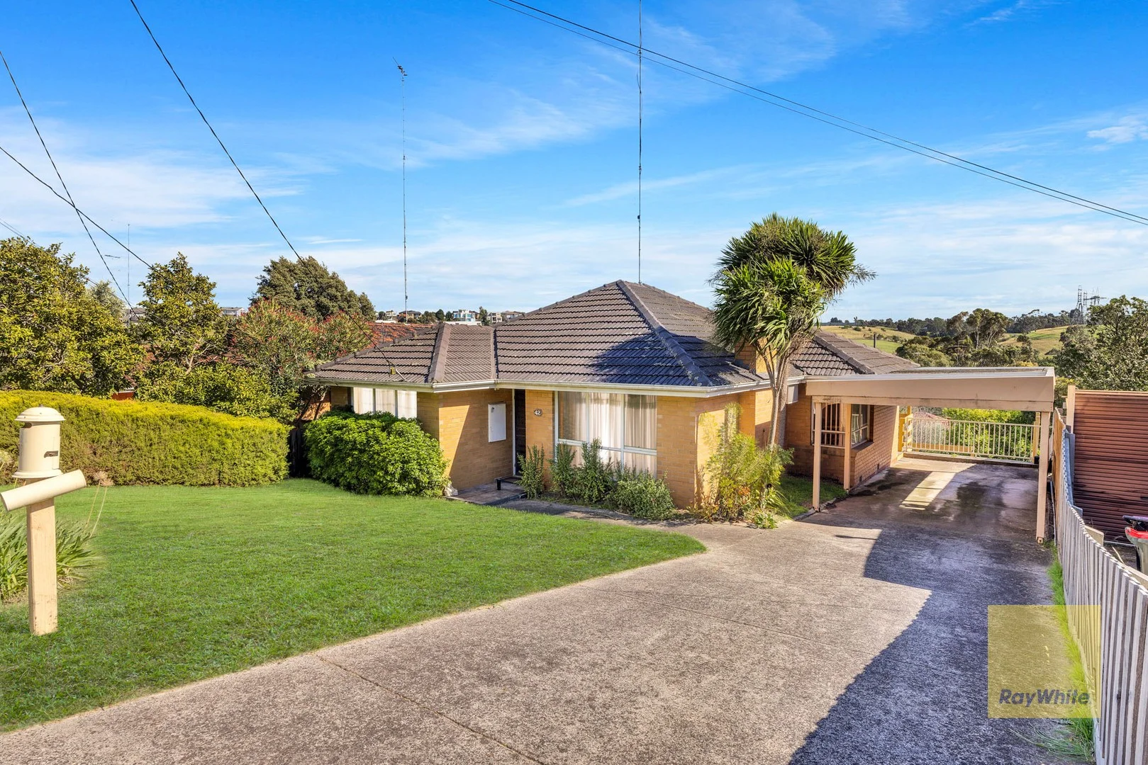 42 Valley Crescent, Glenroy VIC 3046