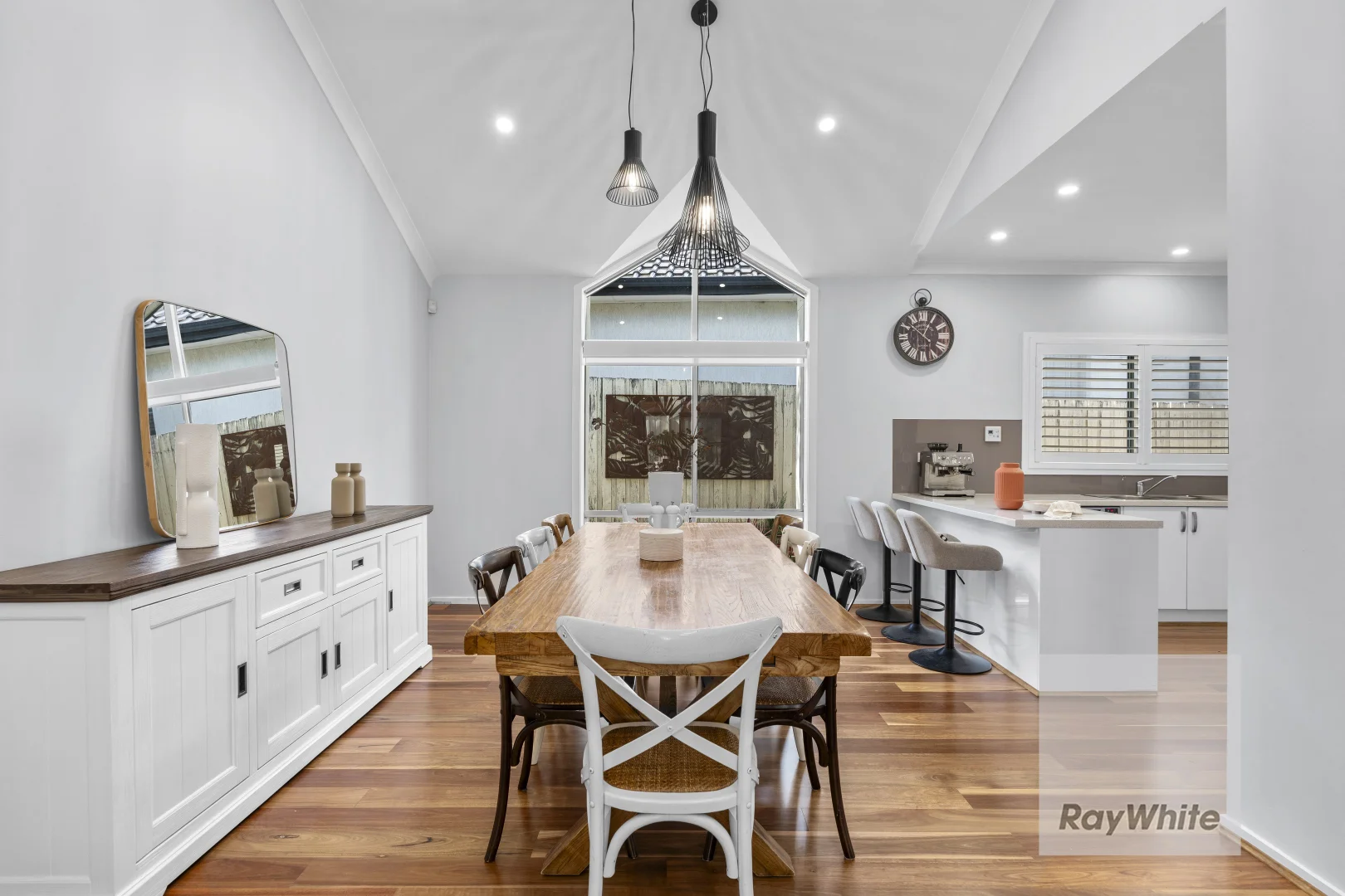 Additional image 4 of 48 Grevillia Drive, Mill Park VIC 3082