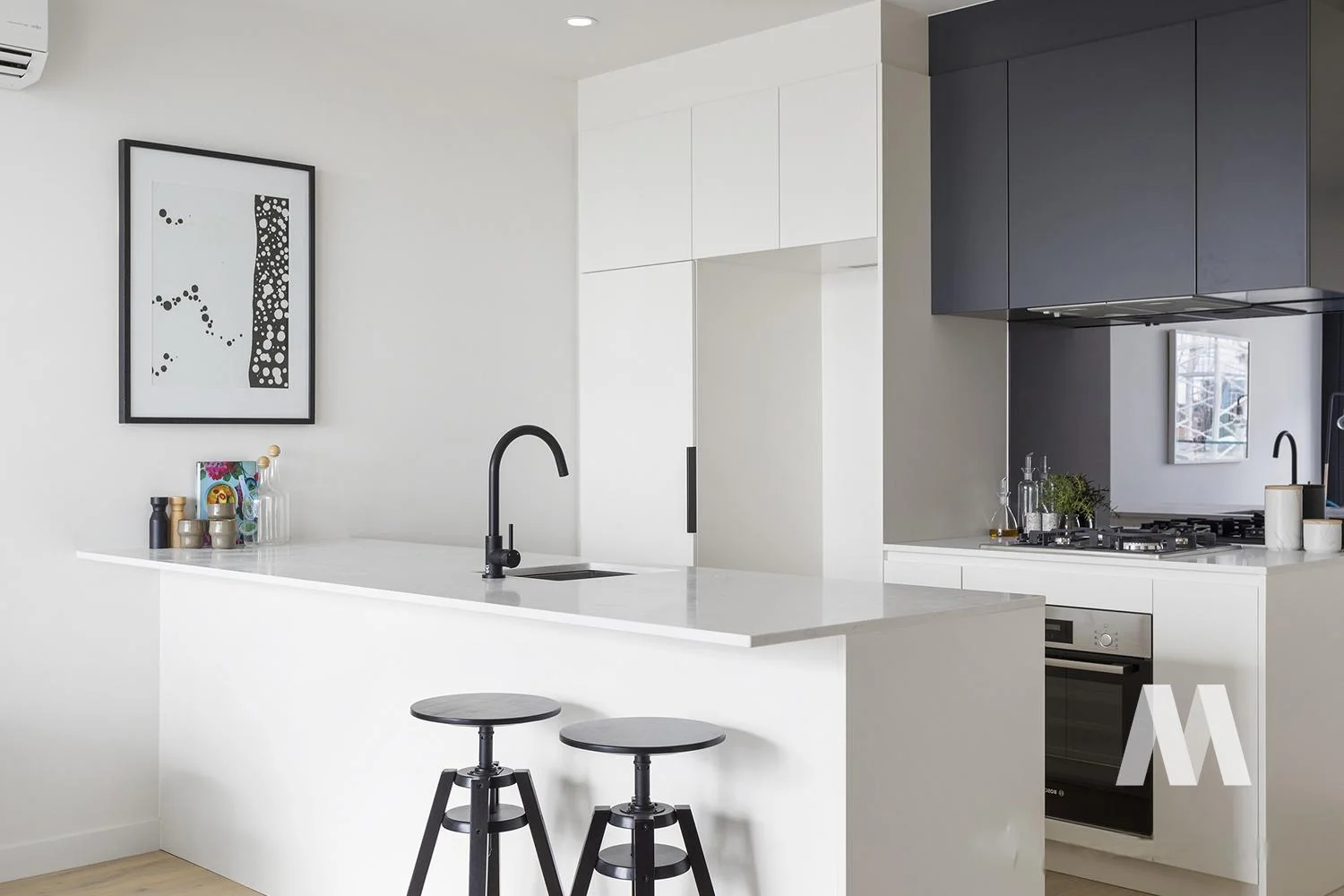1408/2 Joseph Road, Footscray VIC 3011 photo 2