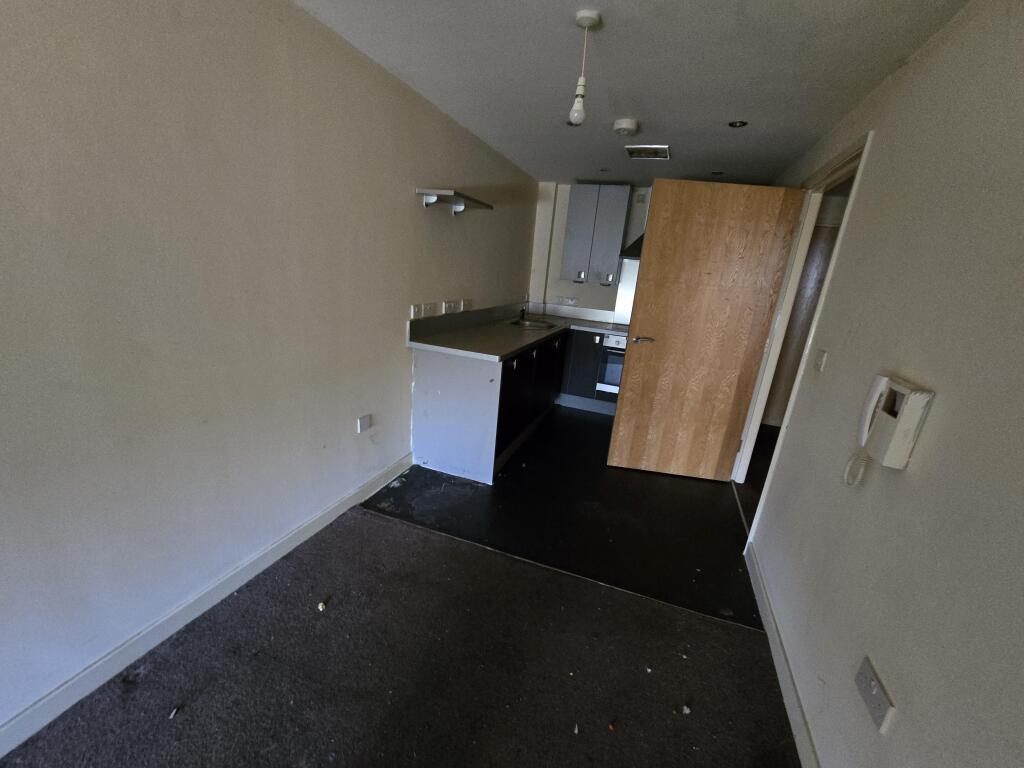 Additional image 90 of 88 Otley Road, Shipley, West Yorkshire, BD18