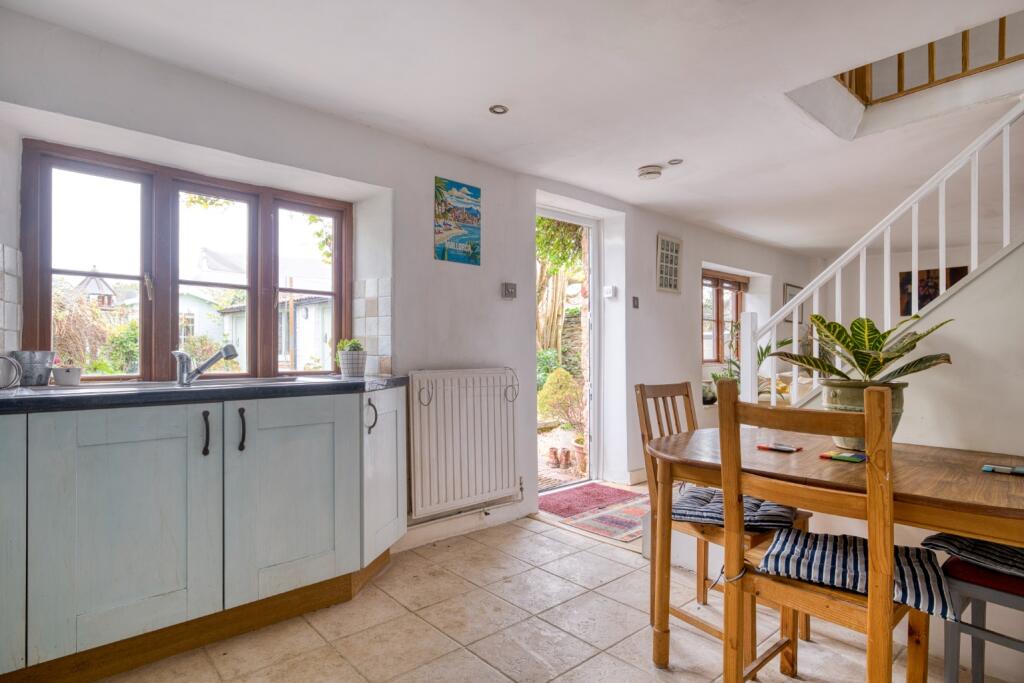 Cottage - Central Wells photo 5
