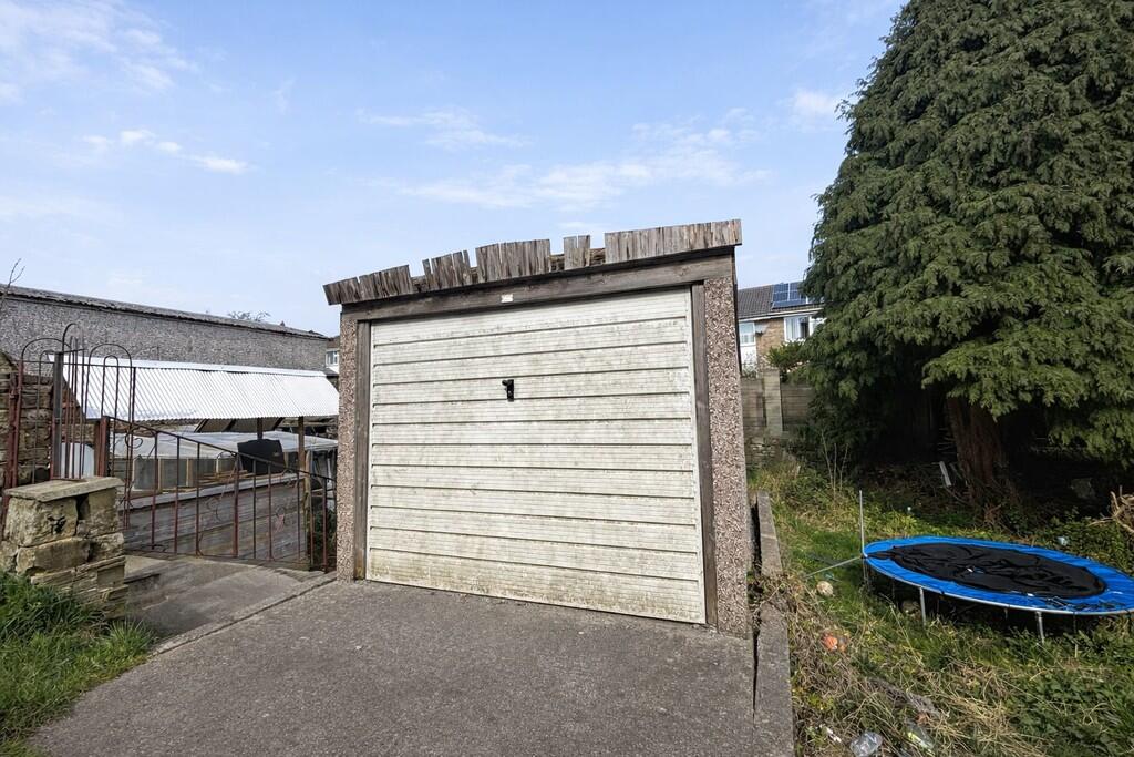 Pasture Lane, Clayton, Bradford photo 2