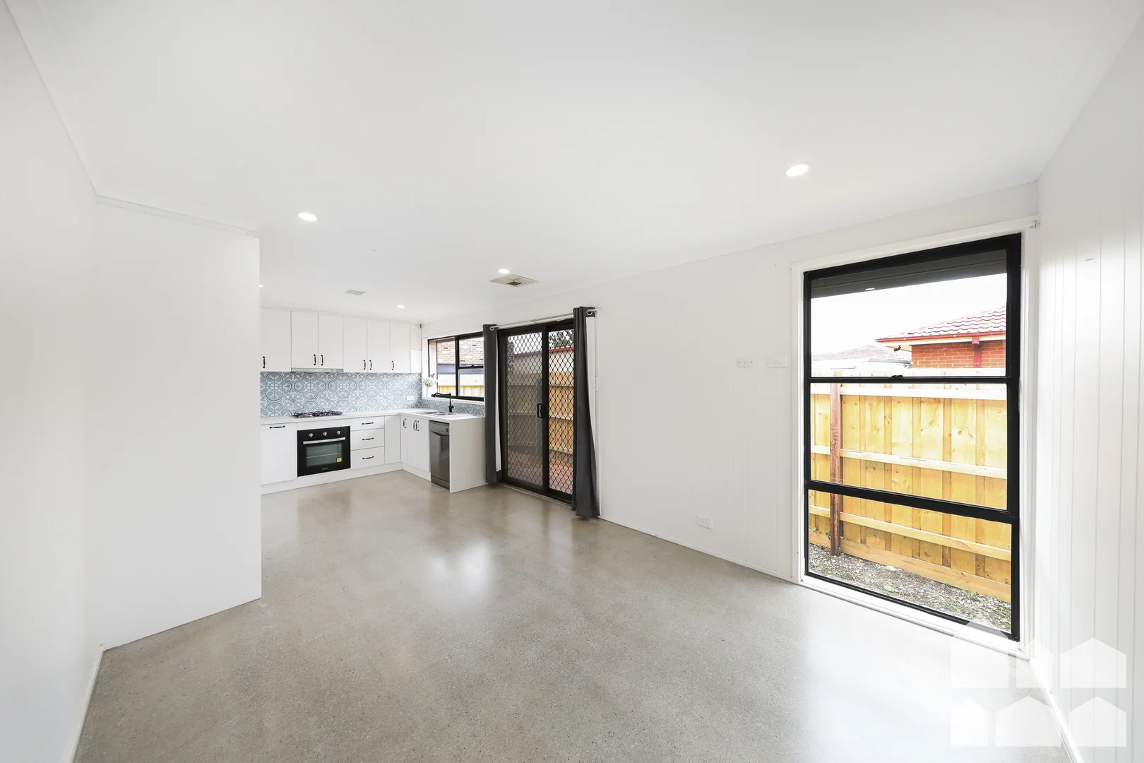 Additional image 3 of 11a Valentine Crescent, Sunshine West VIC 3020
