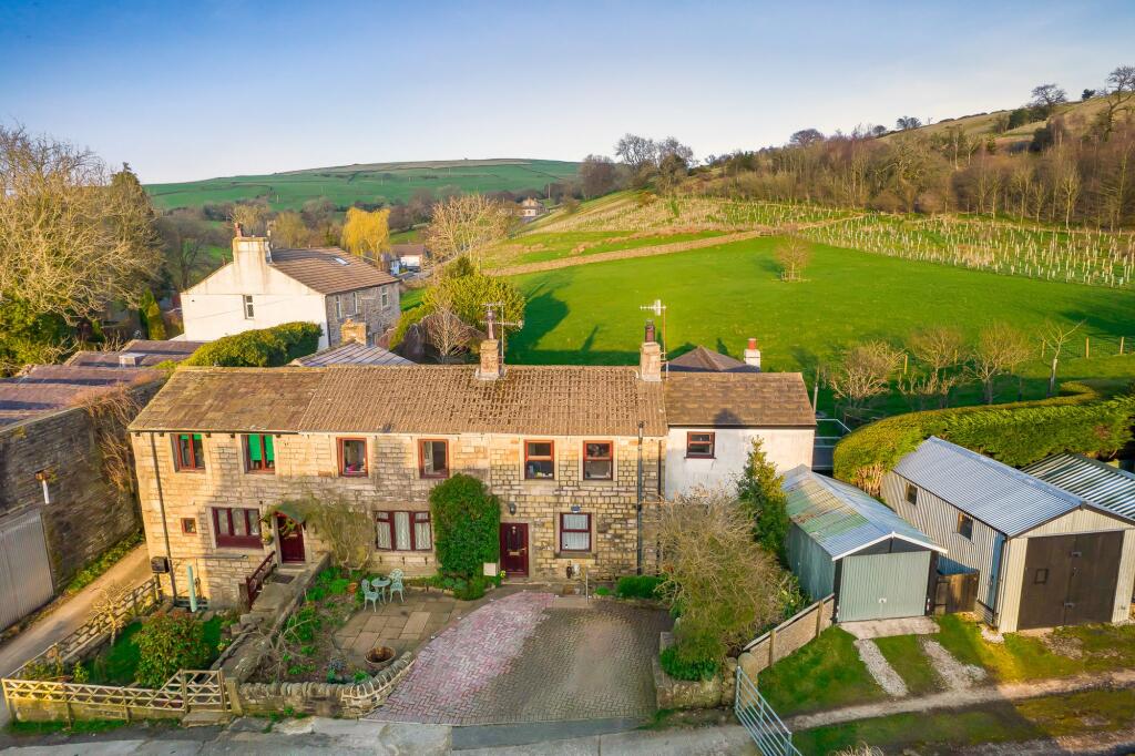 Dotcliffe Road, Kelbrook, BB18
