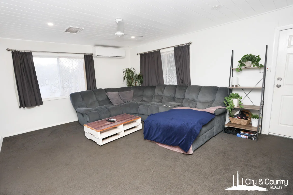 45 Indigo Crescent, Mount Isa QLD 4825 photo 5