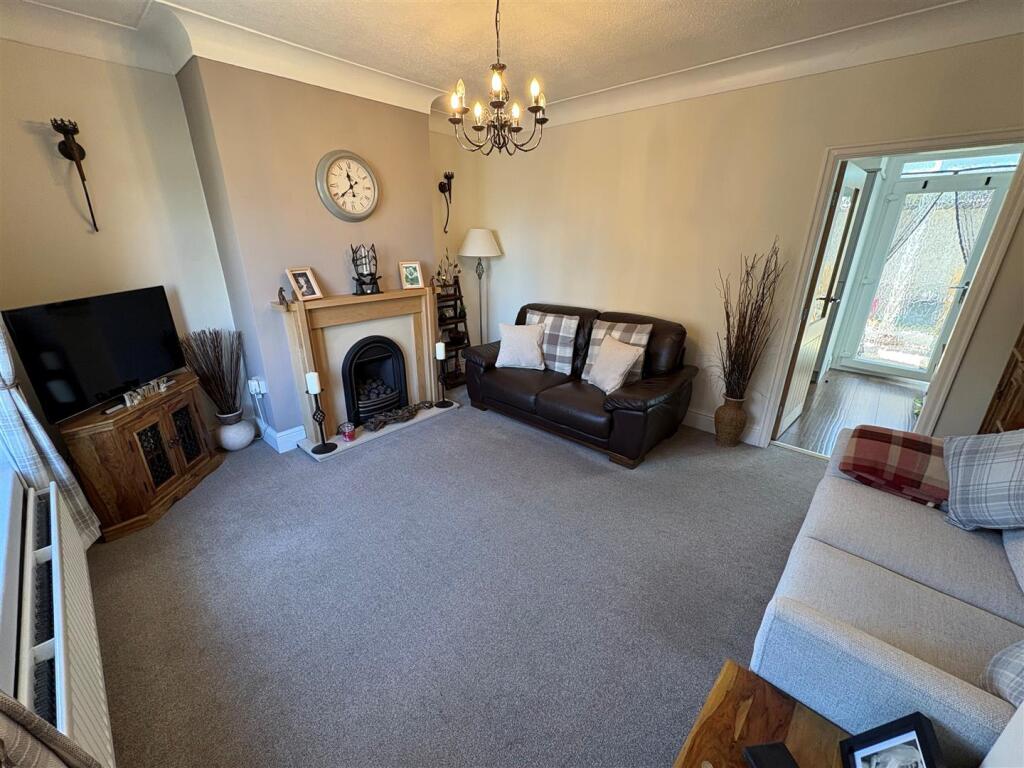 Westfield Terrace, Clayton, Bradford photo 4