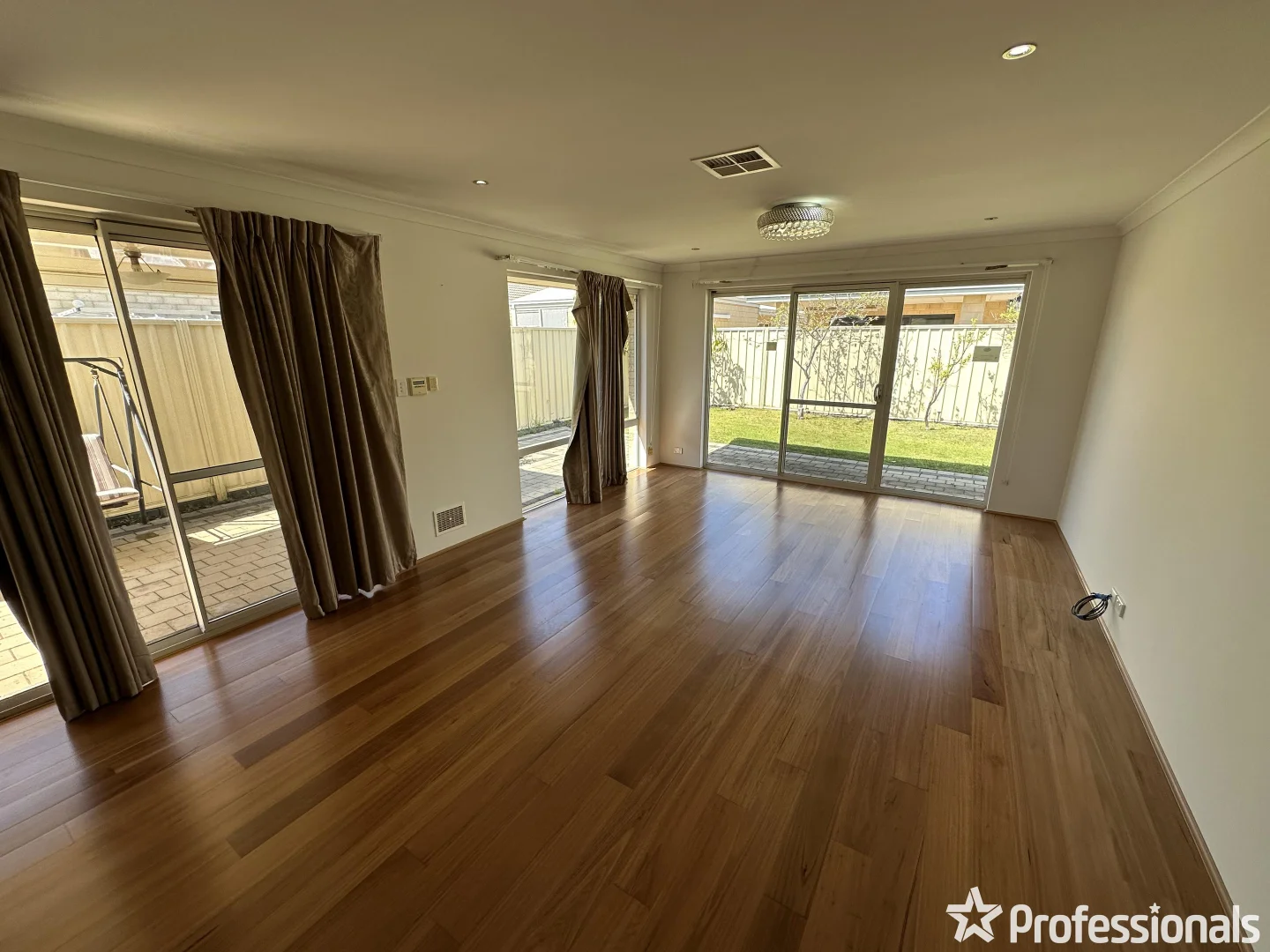 Additional image 13 of 74 Coulthard Crescent, Canning Vale WA 6155