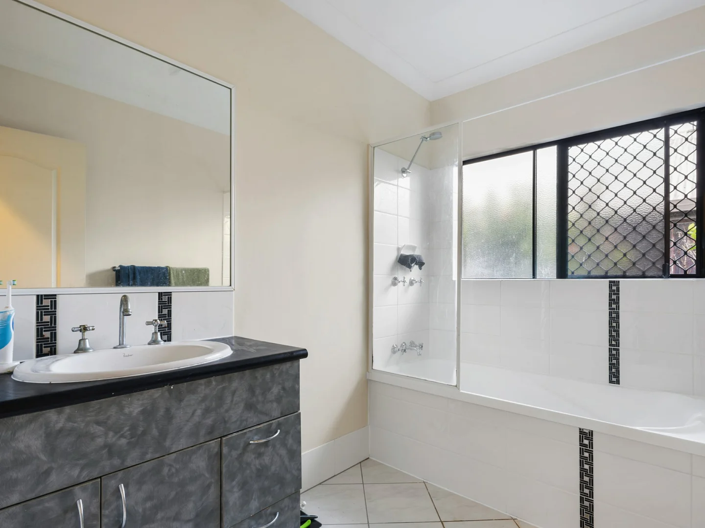 Additional image 7 of 11 Venice Close, Kewarra Beach QLD 4879